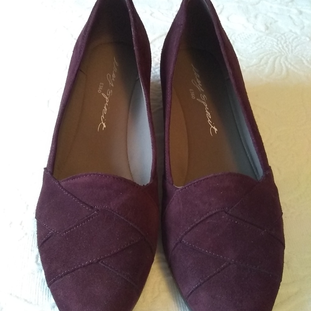 Easy Spirit Suede Wedges - NWOT